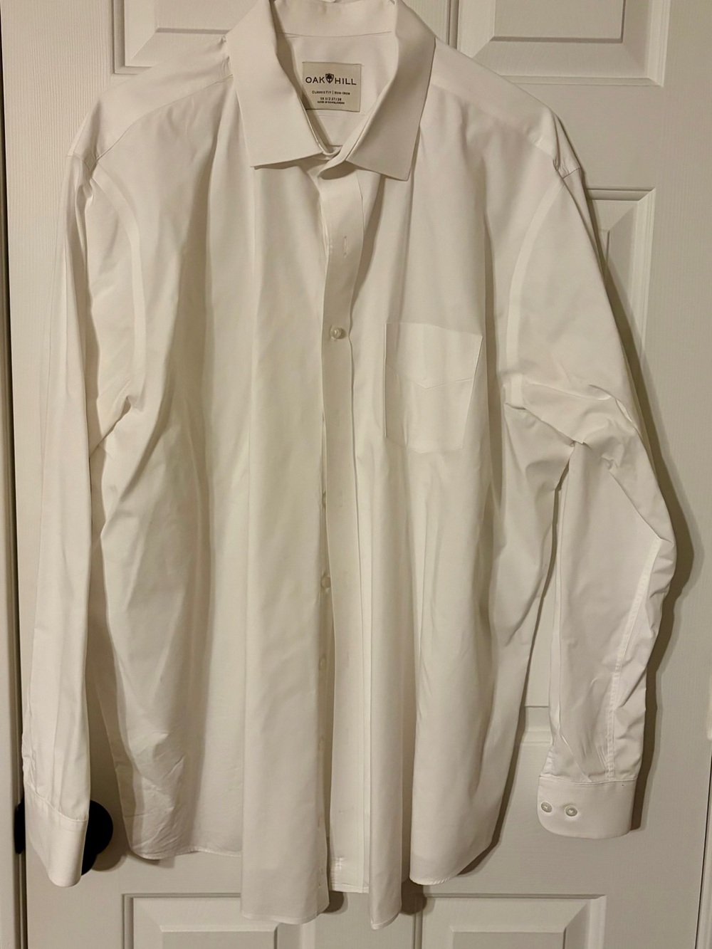 Oak Hill Men’s White Dress Shirt - Classic Long Sleeve